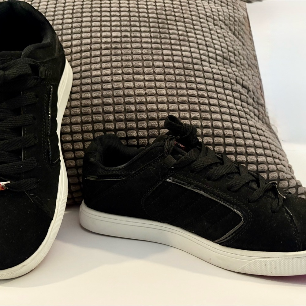 Vintage U.S. Polo Assn. Black Suede Look Sneakers Tennis Shoes Men’s 7.5 EU 40.5